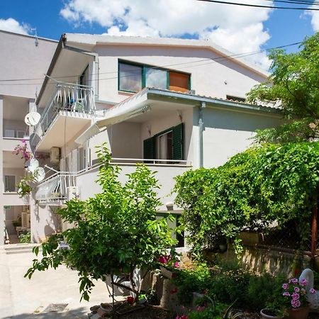 Apartman Pjero 3+2 Makarska Bagian luar foto