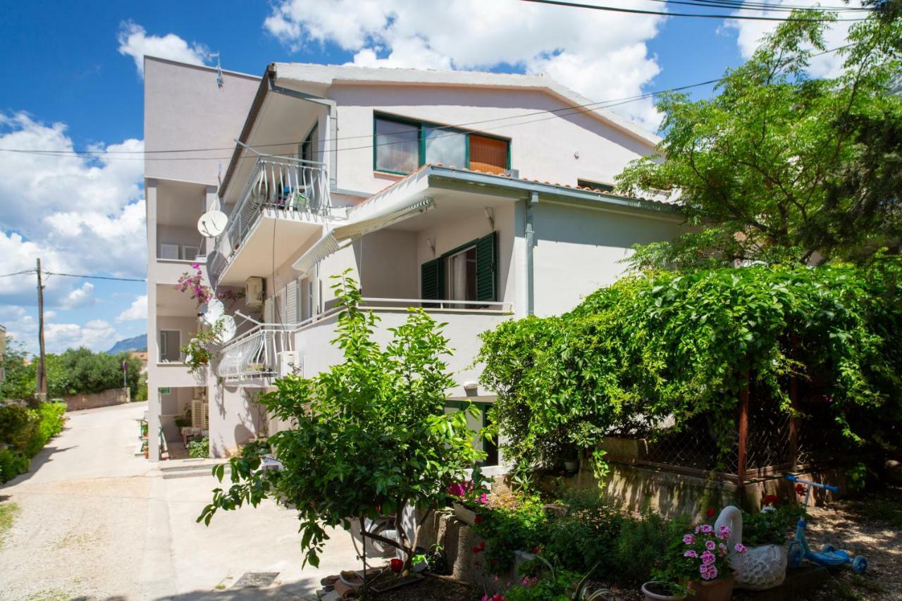 Apartman Pjero 3+2 Makarska Bagian luar foto